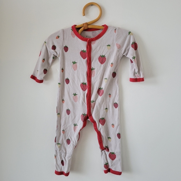 Kyte BABY Other - Kyte Baby Strawberry Snap Romper